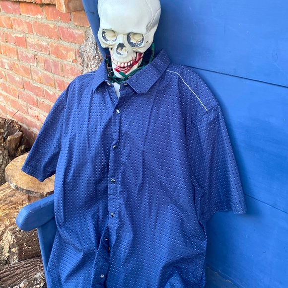 Level 10 man’s shirt - Picture 6 of 6